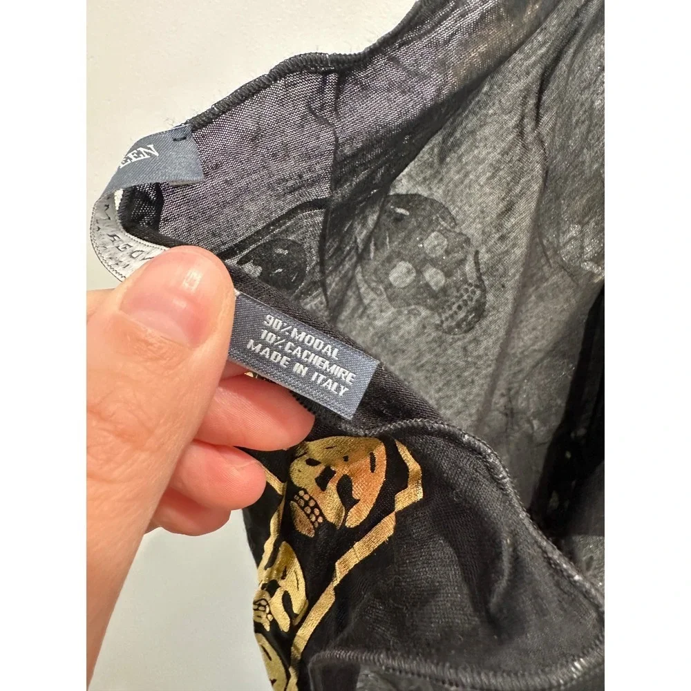 Alexander McQueen Black Gold Metallic Skull Scarf Modal Cashmere Made in Italy